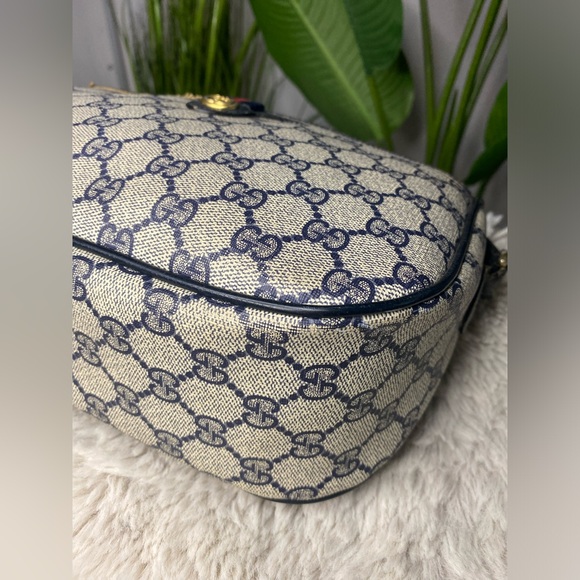 Gucci Vintage Purse - Picture 11 of 17